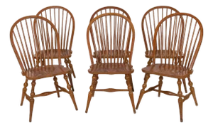 Set of 6 Mid 20th Century Sold Maple Bow Back Windsor Chairs
