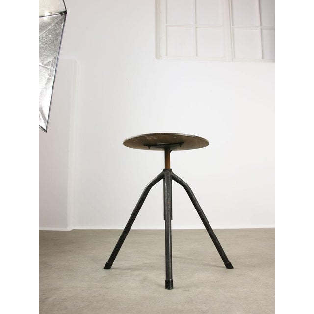 Mid-Century Industrial Italian Black Metal and Plywood Swivel Stool, 1950s For Sale - Image 10 of 12