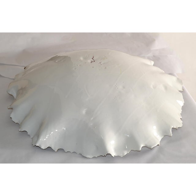 1980s Signed Coastal Glazed Ceramic Seashell Bowl Centerpiece in White & Sand Color For Sale - Image 10 of 16