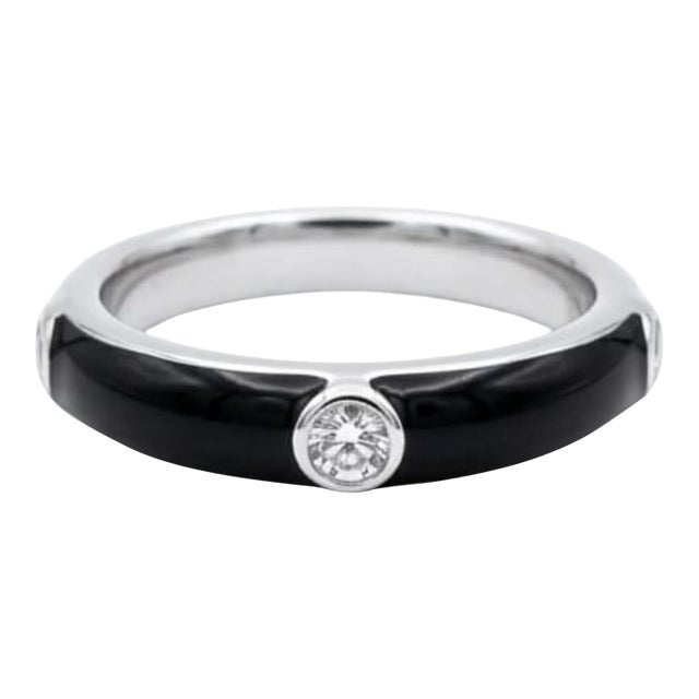 Natural 18k Gold Diamond Halo Ring, 0.94 Carats For Sale