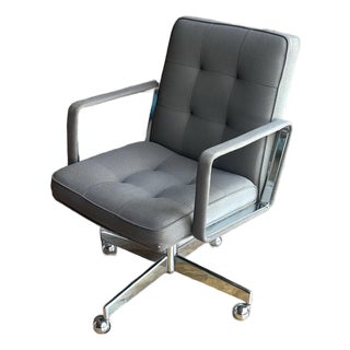 Shaw-Walker Mid Century Modern Executive Desk Chair For Sale