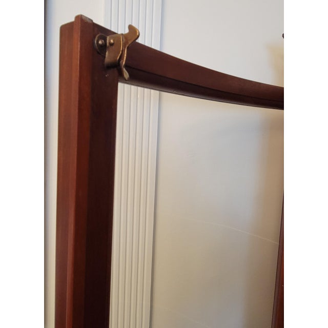 1940s Regency Bow Front Flame Mahogany Corner Cabinet by Morganton Furniture For Sale In Baltimore - Image 6 of 14