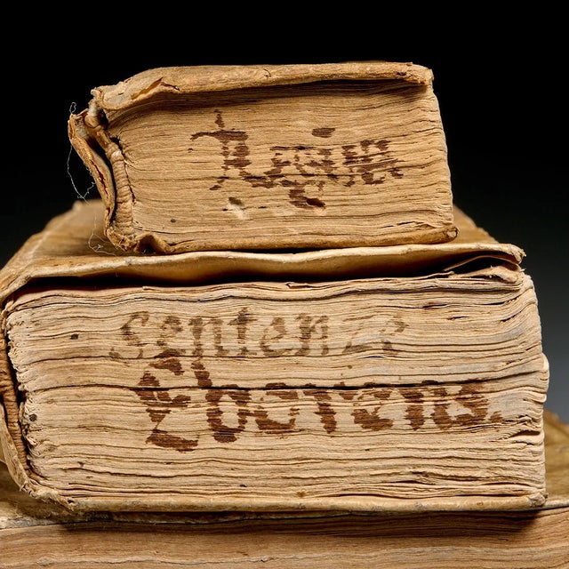 Lot of 4 Rare Antique 17th Century Fine Vellum Wrapped Bound Latin Books 1600's For Sale - Image 9 of 10