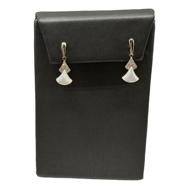 Mother of Pearl and Diamond Dangle Earrings in 14kt Yellow Gold – 0.10ctw Dia, A Pair For Sale
