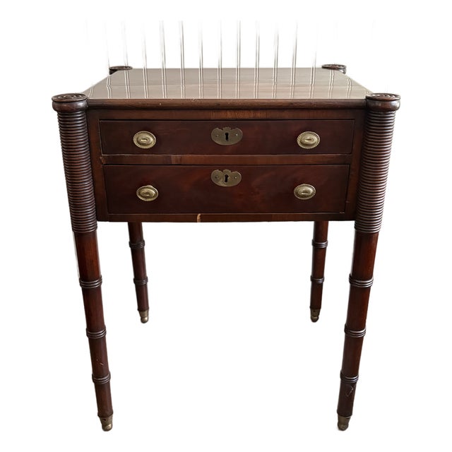 Antique Federal American Walnut & Mahogany Sheraton Style Side Table Collectible For Sale