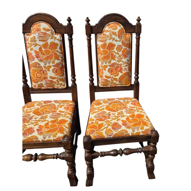 Jacobean 1970s Ethan Allen Jacobean Royal Charter Oak Dining Room Side Chairs Gothic Pair For Sale - Image 3 of 17