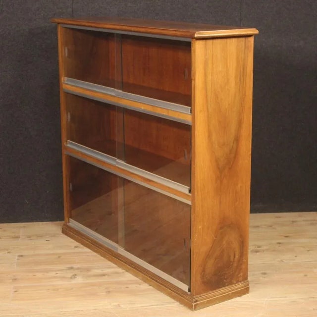 Italian Bookcases in Walnut, 1960s, Set of 2 For Sale - Image 9 of 13