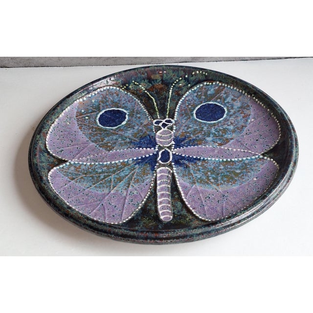 Swedish Wall Plate with a Blue Butterfly Motif by T. Hellström for Nittsjö Keramik, 1970s For Sale - Image 3 of 6