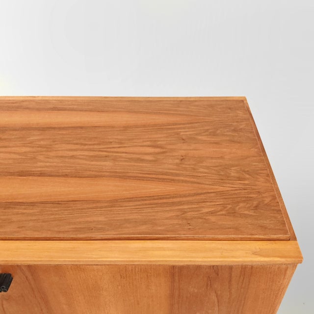 Low TV Cabinet in Light Walnut by Carlo Scarpa for Bernini, 1980s For Sale - Image 9 of 18