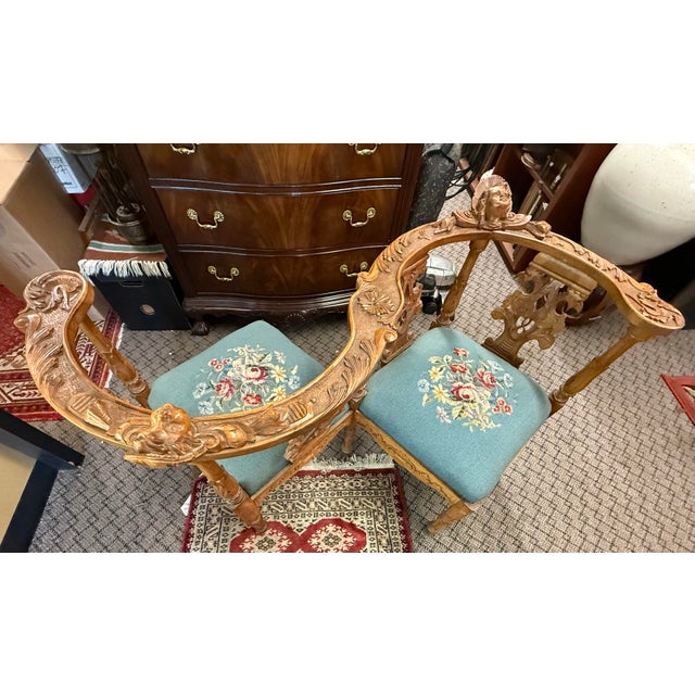 Antique Italian Renaissance Revival Bench Tete-a-Tete Carved For Sale - Image 4 of 11