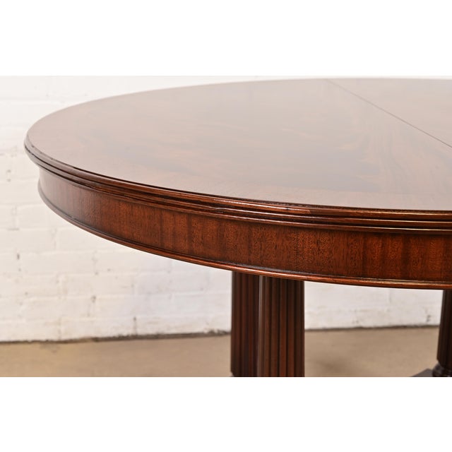 Henkel Harris Empire Banded Flame Mahogany Pedestal Extension Dining Table, Newly Refinished For Sale - Image 10 of 14