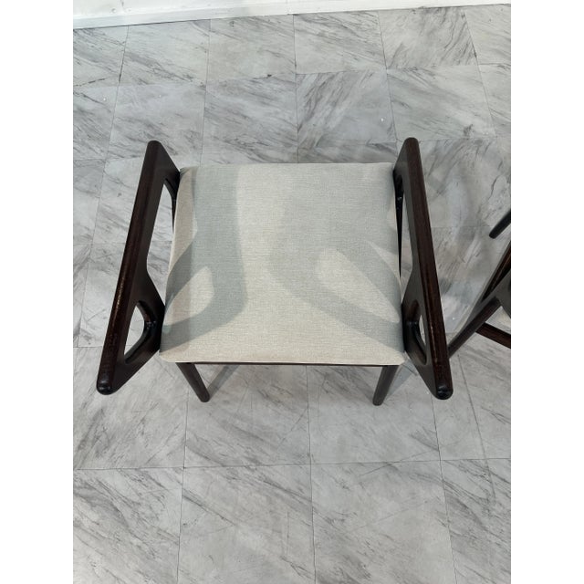 Wood Pair of Stools Mod. “687”, Design Gio Ponti, Cassina Production, Italy, 1950s For Sale - Image 7 of 10