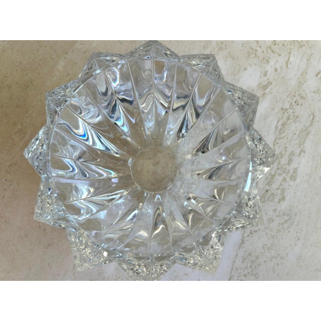 Mid-Century Modern Lucite "Tiara" Bowl For Sale - Image 3 of 6