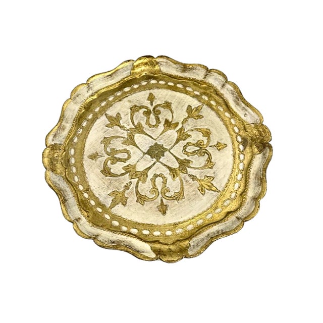 Italian Vintage Italian Florentine Giltwood Pedestal Side Table For Sale - Image 3 of 8
