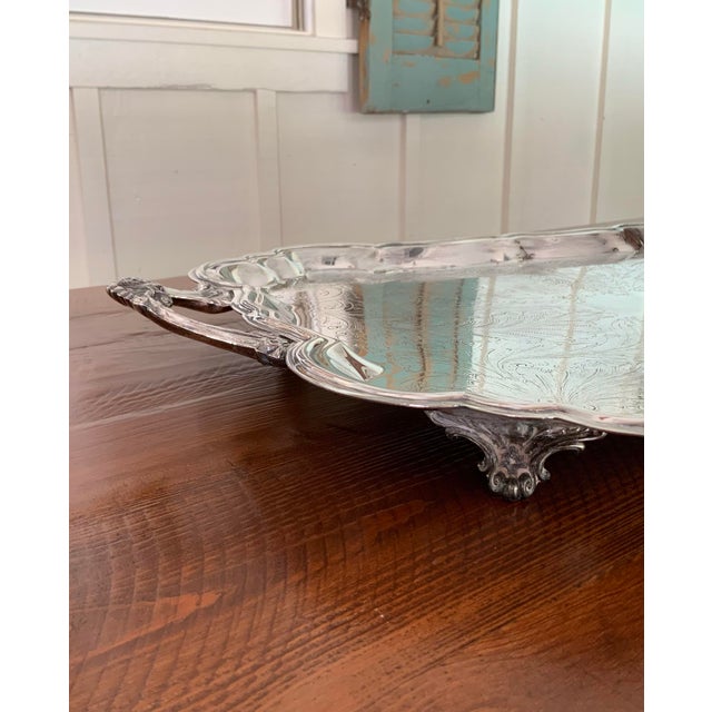 Silver Oversized Vintage F. B. Rogers Footed Silverplate Butler Tray With Handles — 27.75” Traditional • Hollywood Regency • Palm Beach Regency • Tea Service For Sale - Image 8 of 9