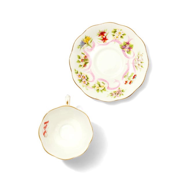 Royal Albert Royal Albert "Our Emblems Dear" Bone China Teacup & Saucer Set, Canada Provincial Flowers, Gainsborough Shape, England, 1980–1981 For Sale - Image 4 of 7
