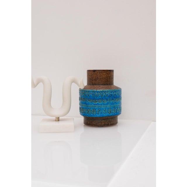 A classic ceramic vase designed by Aldo Londi for Bitossi, Italy, from the celebrated Rimini Blu series. One of the most...