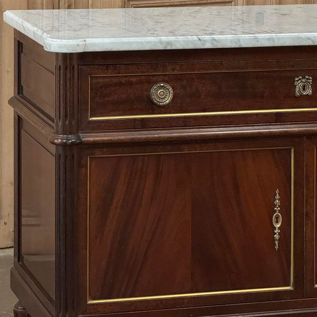 19th Century French Louis XVI Mahogany Buffet ~ Credenza With Carrara Marble For Sale - Image 4 of 9