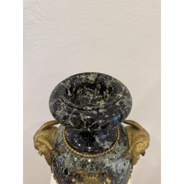 Ornamental Vase in Green Marble and Gilded Bronze, France, 1800s For Sale - Image 15 of 18