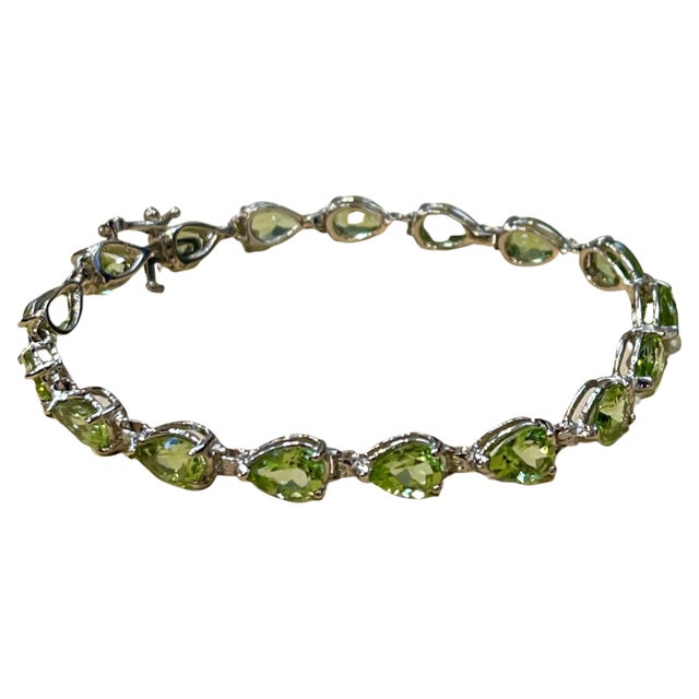 15 Carat Genuine Natural Peridot & Diamond Tennis Bracelet 14 Karat White Gold For Sale - Image 15 of 18