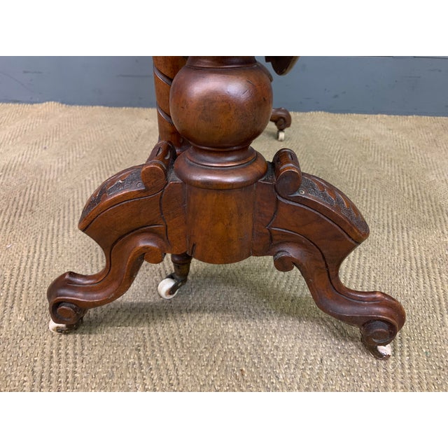 Large Victorian Burr Walnut Sutherland Table, 1870 For Sale - Image 4 of 10