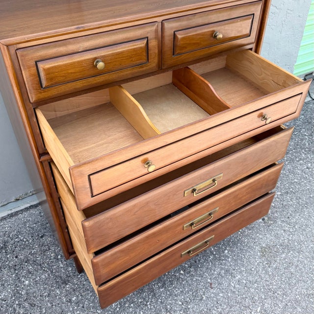 Heywood-Wakefield Mid-Century Modern Cliff House 6-Drawer Chest by Heywood-Wakefield For Sale - Image 4 of 12