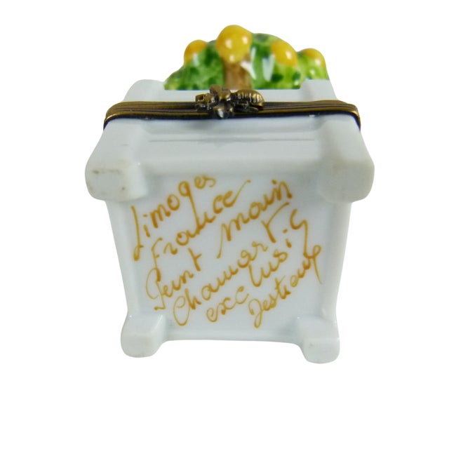 Green 1980s Limoges Peint Main Orange Tree in Planter Trinket Box by Chamart Exclusif For Sale - Image 8 of 8