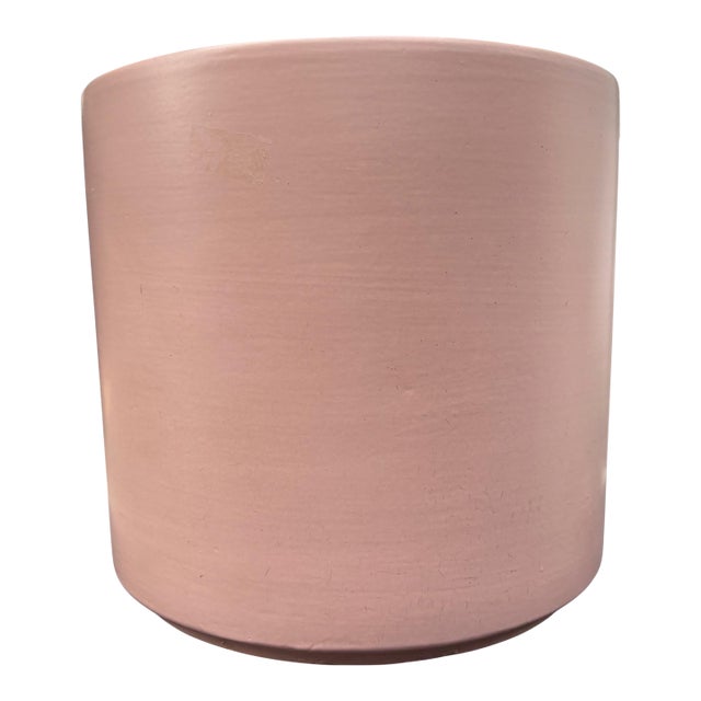 Large 60s Gainey Planter in Matte Dusty Rose Pink Glaze For Sale