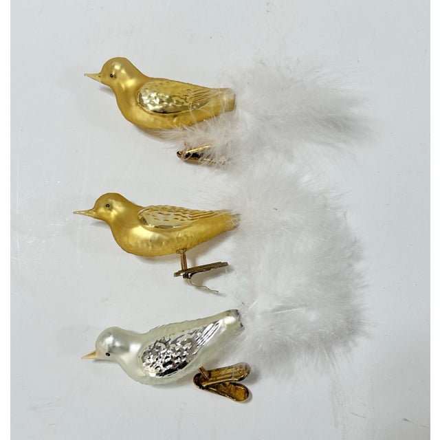 Vintage Glass Bird Clip-on Christmas Ornaments With Feather Tails – Set of 3 For Sale In Louisville - Image 6 of 10