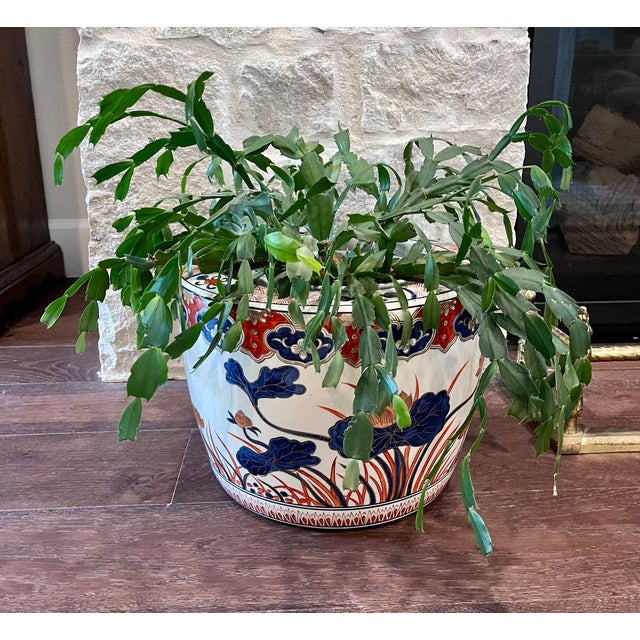 Early 20th Century Antique 13" Japanese Imari Porcelain Lotus Motif Jardiniere Planter For Sale - Image 5 of 14
