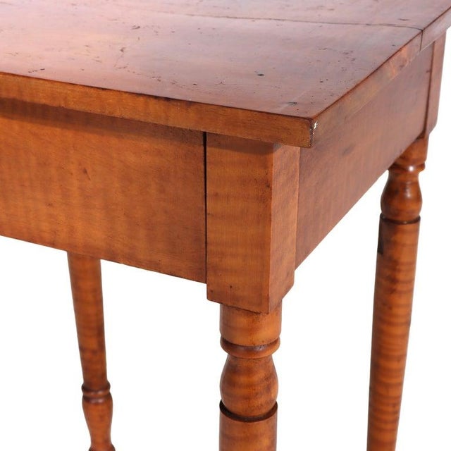 Sheraton Tiger Maple Single Drawer Stand With Opalescent Glass Knob C1840 For Sale - Image 11 of 12