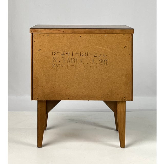 Mid-Century Modern Bassett "Zenith" Series Walnut Nightstand With Sculpted Geometric Pull For Sale - Image 9 of 13
