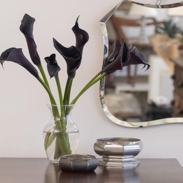 Beautiful Art Deco pewter octagon dish from France, 1930s. Low curved bowl on pedestal base. Original finish shows nice...