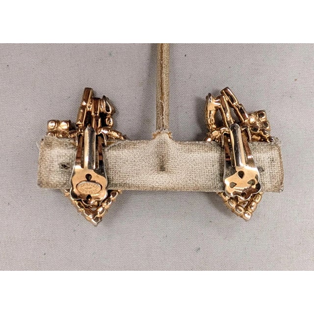 Vintage 1950s Signed Kramer Goldtone Faux-Citrine Leaf Clip Earrings-2 Pieces For Sale In Philadelphia - Image 6 of 8