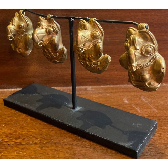 Spanish Antique Costa Rican Tumbaga Bird Pendant Sculpture For Sale - Image 3 of 7