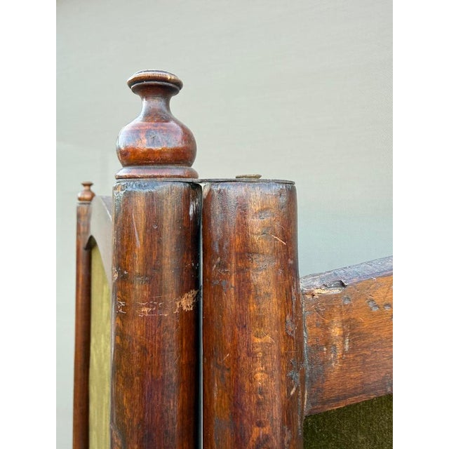 Austrian Secession Three-Panel Paravent in Olive Green Textile, 1910s For Sale - Image 4 of 16