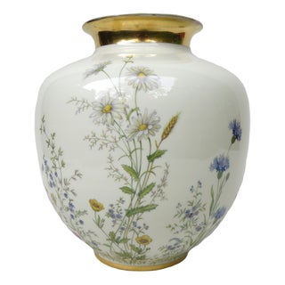 Wiesengrund Und Bergeshöh`n Vase from K&A Krautheim Selb Bavaria, 1940s For Sale