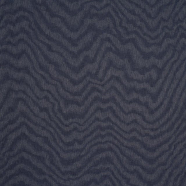 Sample - Schumacher Denim Moiré Fabric In Denim For Sale In New York - Image 6 of 6