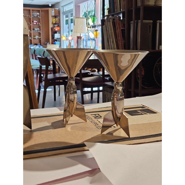 Godinger 1960s MCM Godinger Signed Silver Rocket Ship 2 Martini Glass Set For Sale - Image 4 of 8