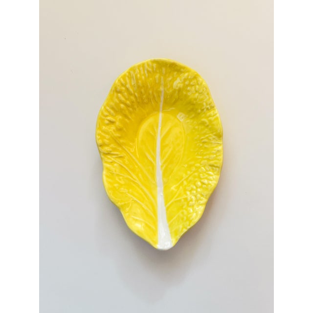 Traditional 1970s Secla Yellow Cabbage Leaf Serving Dish, Portugal For Sale - Image 3 of 6