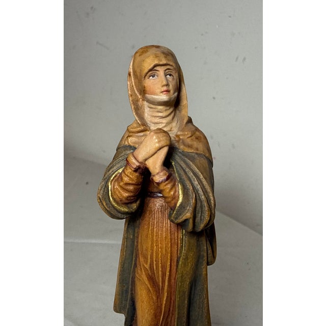 Religious Vintage Italian Wood Hand Carved Religious Madonna Nurnberg Statue Sculpture For Sale - Image 3 of 9