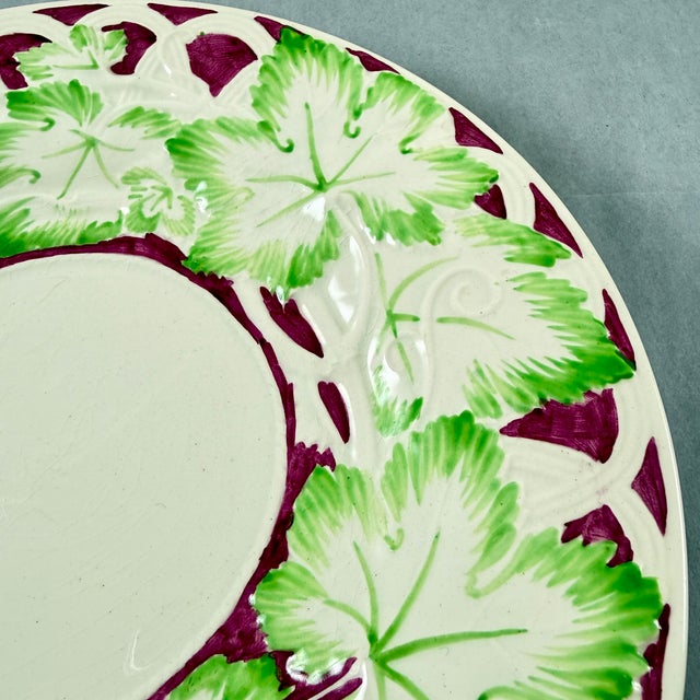 1910s Wedgwood Hand Painted Burgundy & Green Leaf Plates, Set of 10 For Sale - Image 5 of 13