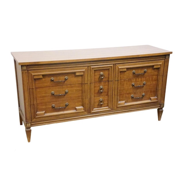 THOMASVILLE FURNITURE Milano Collection Italian Mediterranean Style 64" Triple Dresser 532-4 32.5" High 64" Wide 20" Deep...