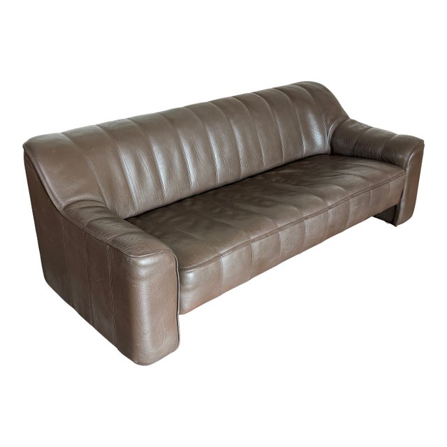 1980’s Buffalo Leather Ds-44 Attributed to DeSede Sofa For Sale