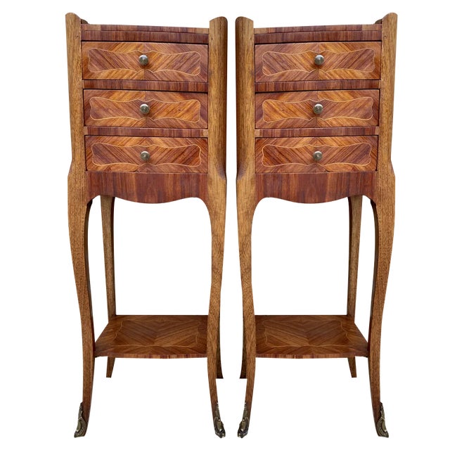 French Louis XV Style Nightstands in Walnut and Marquetry, Set of 2 For Sale