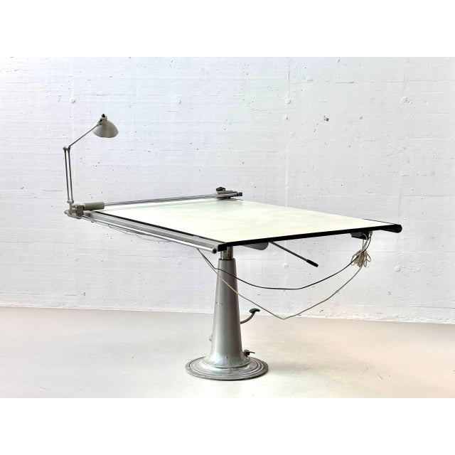 Hydraulic Height-Adjustable Table with Integrated Work Light from Nike Eskilstuna, Sweden, 1950s For Sale - Image 4 of 18