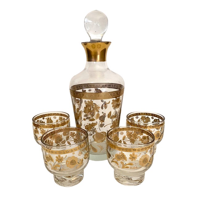 Mid-Century Modern Culver Chantilly Decanter Set With Four Footed Glasses For Sale