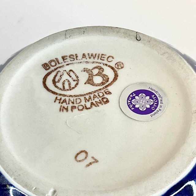 Navy Blue 1980s Arts & Crafts Americana Stars Boleslawiec Polish Pottery Serving Bowl For Sale - Image 8 of 9