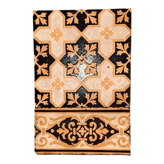 Antique Minton & Co. Gothic Revival Encaustic Field & Border Tile Set , c.1840s–1870s For Sale