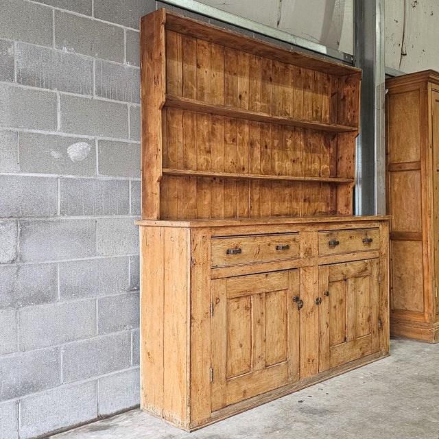 Antique English Pine Kitchen Hutch or Dresser - Circa 1890 For Sale In Orlando - Image 6 of 12